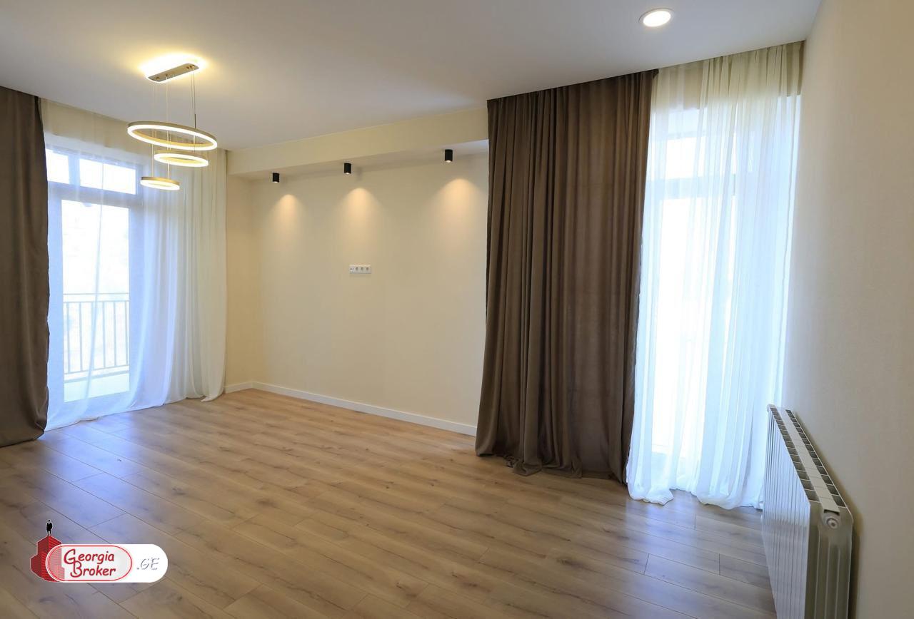 nearly repaired 5-room apartment for sale